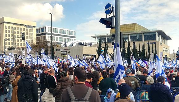 שבוע הדמוקרטיה בספריית הפקולטה למשפטים | 15.3