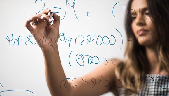 העולם צריך עוד מדעניות